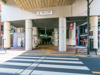 　東急東横線「都立大学」駅　距離480m