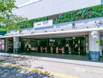 　京王電鉄京王線「仙川」駅　距離960m